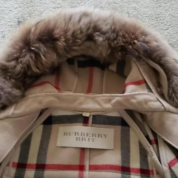 BURBERRY CHECK LINED WOOL TOGGLE DUFFLE COAT WITH FUR TRIMMED HOOD - Picture 8 of 15